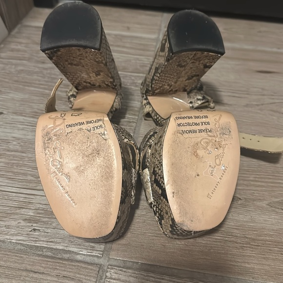 Alice and Olivia platform shoes used only once - Picture 4 of 4